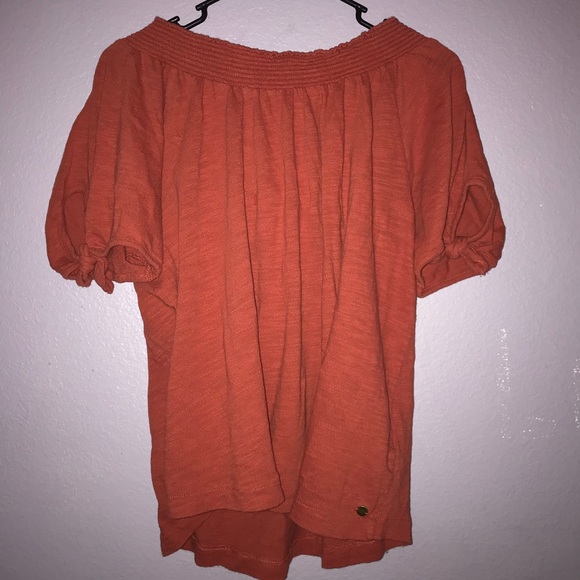 Roxy Tops - ‼️FLASH SALE‼️Roxy Off the shoulders tee